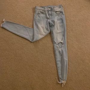 American Eagle Size 2 Low Rise Super Stretch Jegging